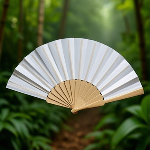 Ventaglio in RPET e Bambù Sostenibile, Gadget Artigianale Ecologico - Product Image 3