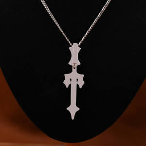 จี้เพชรโมอิสซาไนต์รูปดาบไขว้แบบกำหนดเอง เงินแท้ 925 ประดับเพชรเต็มตัว สไตล์ฮิปฮอป ของขวัญสำหรับเขาในงานปาร์ตี้ - Product Image 4
