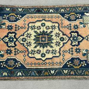 Alfombra Turca Vintage de 1.9x3.4 pies, Alfombra Pequeña Azul de Lana Marroquí - Product Image 3