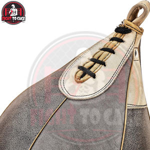 Sac de frappe de boxe de haute qualité et résistant avec tissu Oxford, options personnalisables, remplissage de sable - Taille moyenne - Product Image 5