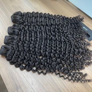 Vente en gros Extensions de cheveux bouclés souples à double trame Paquets de cheveux vierges bruts Cheveux humains du Vietnam - Product Image 4