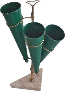 Porte-parapluie d'intérieur classique intemporel en métal avec cadre vert et doré chic parfait pour la décoration élégante de la maison - Product Image 6