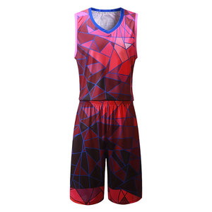 Ensemble d'uniformes de basketball personnalisés en gros pour jeunes équipes – Maillot et short de sport pour l'entraînement - Product Image 1