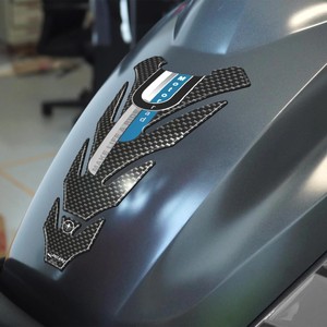 Adesivi 3D in Carbonio per Serbatoio, Protezioni Sottili per Moto BMW - Product Image 1