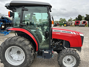 Tractor Compacto Massey Ferguson 1742 4WD con Accesorios, Especificaciones de Caballo de Fuerza y Peso, en Venta - Product Image 2