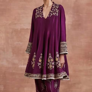 ชุดเดรสเพ็บลั่มสีม่วงดีไซน์สวยแบบ2024ลูกปัดแก้วคริสตัลประดับด้วยกระดุมเพชรธรรมชาติสำหรับใส่ทำงาน - Product Image 1