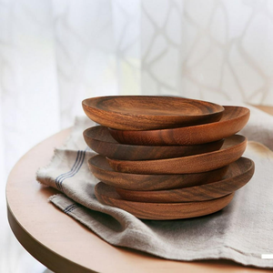 Platos de madera de lujo con tallas intrincadas para ocasiones especiales Platos de madera duraderos para uso diario y comidas Casuales - Product Image 1