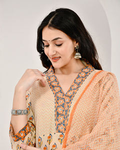 Mehka Saawan Peach Cotton Suit Set with Kota Doriya Dupatta - Product Image 5
