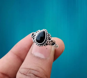 แหวนพลอยลูกแพร์โอนิกซ์สีดำเรียบสีเงิน925ทำด้วยมือเครื่องประดับชั้นดีใบรับรองสำหรับงานเลี้ยงครบรอบปีขายส่ง - Product Image 1