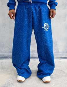 Ensemble survêtement homme personnalisé 100% coton lourd avec logo imprimé sur toute la surface et strass, sweat-shirt et pantalon de survêtement - Product Image 4