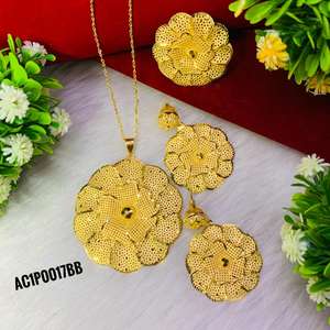 Comprar nuevo diseño de moda chapado en oro colgante conjunto de pendientes para las mujeres con forma de flor caja de latón para fiestas bodas - Product Image 4