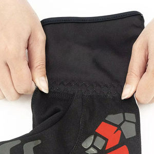 Gants de karting respirants et coupe-vent personnalisés grande taille pour le sport, imprimés au Pakistan par le fournisseur - Product Image 6