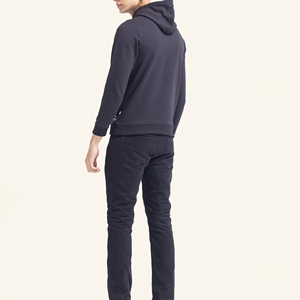 เสื้อฮู้ดดี้ผู้ชายแบบหนา ผ้าฝ้าย 100% สไตล์สตรีทแวร์สำหรับฤดูใบไม้ร่วง ขายส่ง พร้อมปักโลโก้ตามสั่ง แขนเสื้อแบบปกติ - Product Image 4