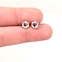 Anting Resin Bunga Alyssum Ungu Asli Minimalis, Anting Stud Heksagonal Kecil dari Baja Anti Karat untuk Wanita dan Remaja Putri
