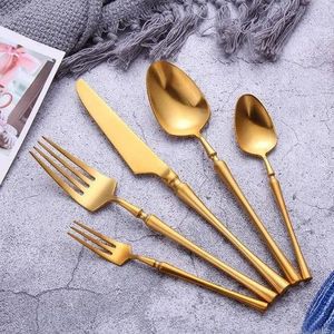 Couverts élégants en métal pour table à manger ustensiles de luxe en acier inoxydable au design moderne et élégant - Product Image 5