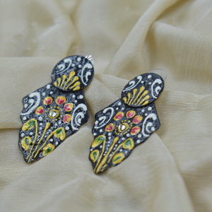 Última moda pintura a mano diseño occidental oro mattefinishing meenakari partywear latón aro pendiente para niñas y mujeres - Product Image 2