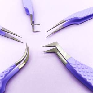 Pinces à épiler pour extensions de cils de précision violettes avec un design unique en forme de cœur, pointes droites pour l'isolation des fibres, ensemble pour l'utilisation des cheveux - Product Image 1