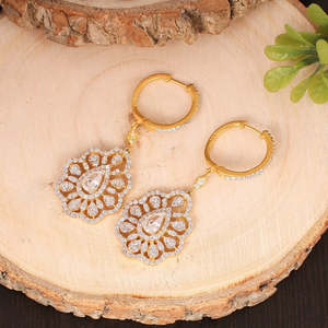 Boucles d'oreilles pendantes en argent sterling 925 avec pierre CZ blanche 8,60 grammes - Product Image 2