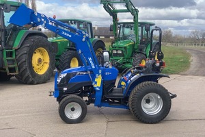 Agricultural Tractors SOLIS 26 with Loader 4x4 Solis <b>Small</b> Farm And Garden <b>Wheel</b> Tractor - Product Image 2