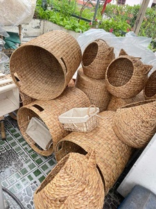 Multi-Functional Storage <b>Bread</b> Tray Seagrass <b>Basket</b> with Dry Water Hyacinth Metal Frame and Lid for Food Storage - Product Image 2