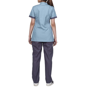 Ensemble de tenue médicale confortable avec haut et pantalon respirants, conçu pour les professionnels de la santé qui travaillent de longues heures - Product Image 6