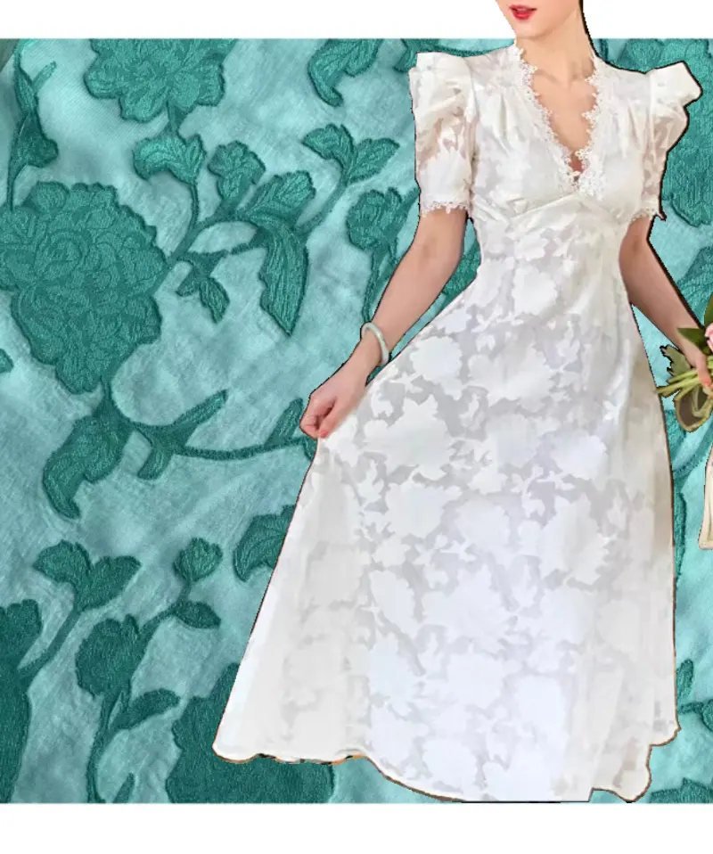 Nouvelle mode 100% polyester coupe fleur en mousseline de soie Uragiri tissu pour jupe/robes courtes