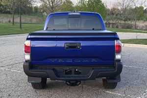 รถโตโยต้า ทาโคมา ทีซี อาร์ซีดี สปอร์ต ดับเบิ้ลแค็บ 4x4 ปี 2018 มือสอง สภาพดี ราคาคุ้มค่า พร้อมส่ง - Product Image 6