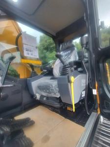 Para Excavadora de Orugas SY215C, Motor Laidong de 6 Cilindros, 1800 kg, Asiento Alto y Cómodo, Cabina Espaciosa, PLC, Alta Eficiencia Operativa - Product Image 3