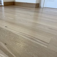 Bon prix Teck/Padauk/Chêne/PyinkadoKeruing Plancher en bois imperméable Nouvelle conception