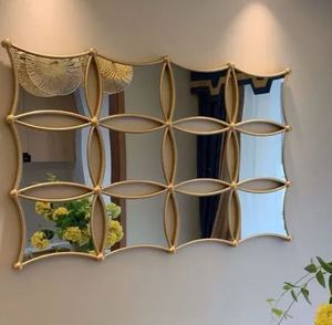 Espejo de pared de lujo decorativo de nuevo diseño para decoración del hogar y utilizado en hoteles y restaurantes - Product Image 2