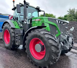 Mejor precio Fendt 120hp-180hp Tractores agrícolas Tractores de ruedas nuevos y usados en stock Entrega rápida a la venta Precio barato disponible ahora - Product Image 4