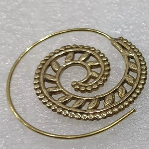 Boucles d'oreilles en laiton plaqué or à la mode bijoux bohème Boucles d'oreilles faites à la main de l'artisanat indien - Product Image 1