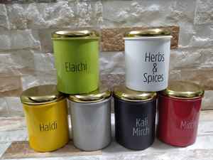 Recipiente para Masala con Tapa Dorada, Tarro Metálico para Almacenamiento de Masala con Elegante Tapa Dorada - Product Image 2