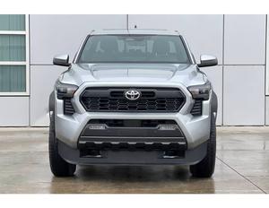 (TB) Venta de Toyota Tacoma TRD Off-Road 4dr Doble Cabina 4WD 5.0 ft. SB 2024 (2.4L 4 cilindros Turbo gasolina/híbrido eléctrico 8A) - Camioneta Usada - Product Image 2