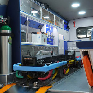 Camionnettes ambulances diesel et essence 4x4 neuves avec transmission manuelle à vendre - Product Image 6