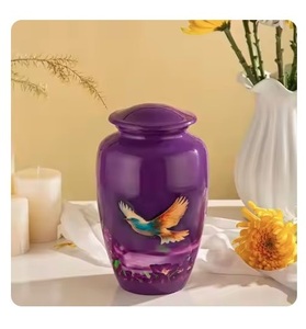 Urne funéraire élégante en métal de style américain pour les cendres Urne décorative très exigeante pour un hommage durable - Product Image 2