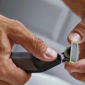 Philips Oneblade Pro 360 QP6652/30 Rasoir - Product Image 2