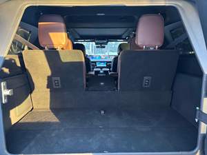 SUV Blindada Navigator L 2025, Kit de Blindaje Exec Armor CEN BR6, Motor V6 Turboalimentado, 4x4 - Product Image 5