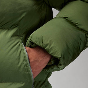 Veste légère en duvet matelassée à prix d'usine avec design personnalisé pour hommes Veste matelassée à impression en bas quantité minimale de commande - Product Image 5