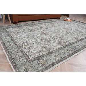 Alfombra turca vintage, alfombra de 5.7x9.4 pies, alfombra blanca con plantas y árboles azules - Product Image 1