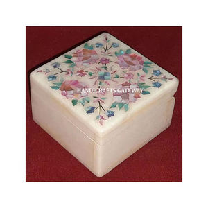 Boîtes de rangement pour bijoux en marbre blanc naturel fait main de forme carrée au design unique avec incrustation de nacre multicolore en gros - Product Image 1