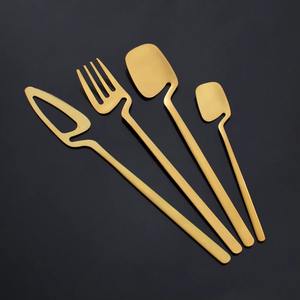 Ensemble de couverts géométriques modernes en acier inoxydable finition noire, idéal pour les cafés, les restaurants, les événements, les fêtes et les repas quotidiens - Product Image 2