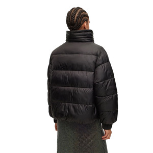 Chaqueta Corta Negra Acolchada para Mujer con Cuello Alto, Cierre de Cremallera, Manga Larga, Ropa de Invierno Informal - Product Image 2
