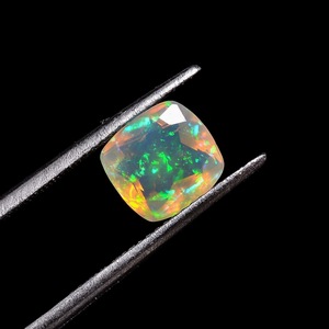 Vente en gros 1.55 ct opale éthiopienne pierre précieuse coussin forme coupe 8-8-6mm Y-7225 haute qualité naturelle 100% pierre en vrac pour colliers - Product Image 3