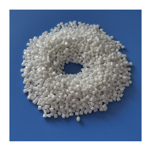 Granules PET de haute qualité pour la production de bouteilles et d'emballages - Product Image 2