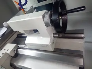 Máy tiện CNC nachine ck6132