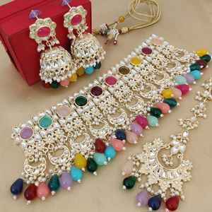 Gargantilla Kundan tradicional india de alta calidad con pendientes Jhumki y Maang Tikka Ideal para bodas, ocasiones especiales - Product Image 5