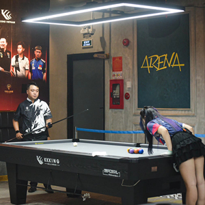 Table de billard de haute qualité conçue pour un gameplay fluide et des espaces de divertissement - Product Image 1