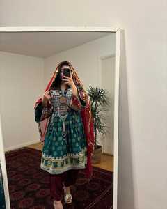 ชุดเดรสสำหรับผู้หญิงชุดเดรสยาวผ้าแคชเมียร์สไตล์วินเทจผ้าแคชกูลปักตามสั่ง - Product Image 3