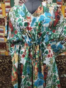 Caftán de algodón blanco de talla grande personalizado, chaqueta pareo extragrande con estampado floral de verano, traje de baño cómodo para la playa - Product Image 6